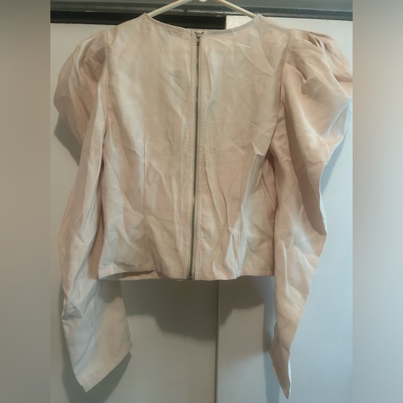 NWT Forever 21 Long Sleeve Cream Blouse✨ - Picture 3 of 5